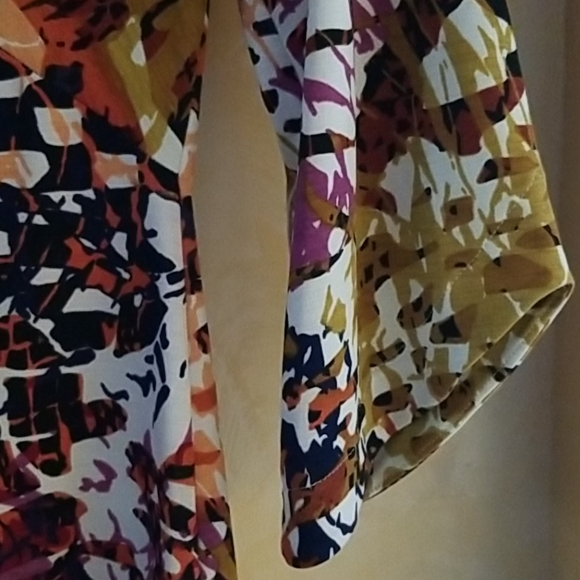 Top - Picture 3 of 5